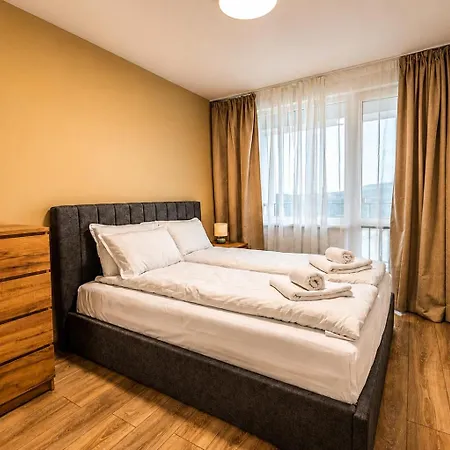 Vesta Dew- Modern With Free Parking In Apartment